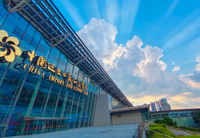 广东省外贸进出口迈上8万亿元大台阶  广东还实施粤贸全球品牌工程