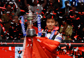 赵心童夺冠奖杯亮相2025广州国际台球展，星牌展区惊喜不断